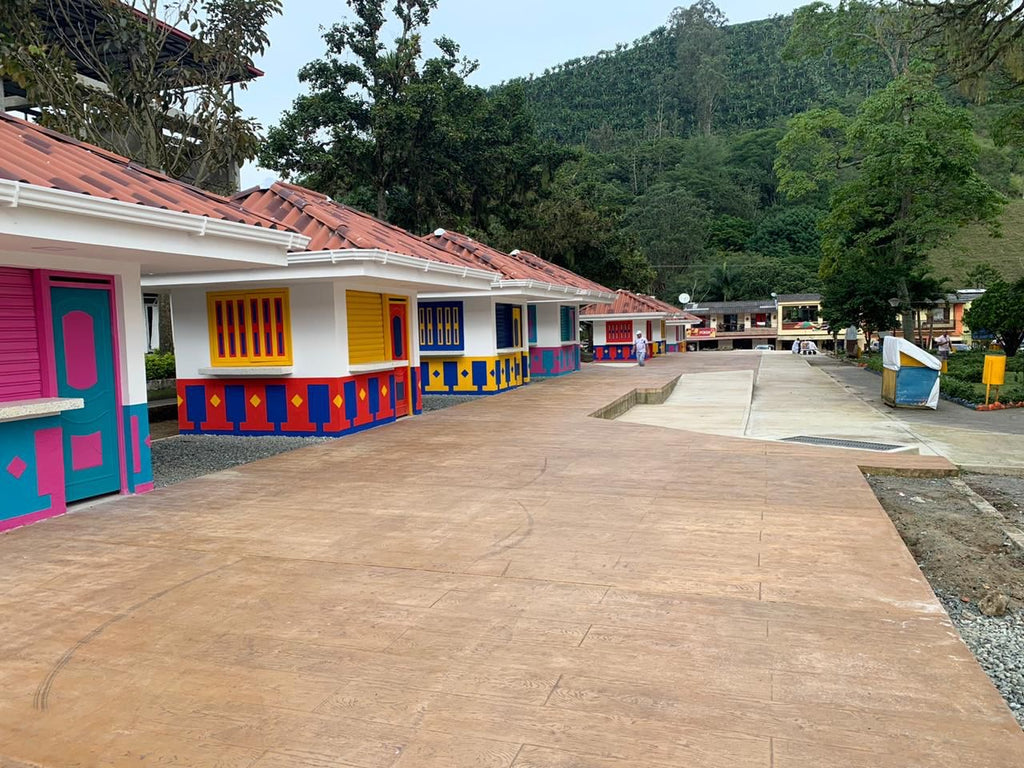 Diseño y Construcción Parque Principal Municipio de La Celia. La Celia, Risaralda