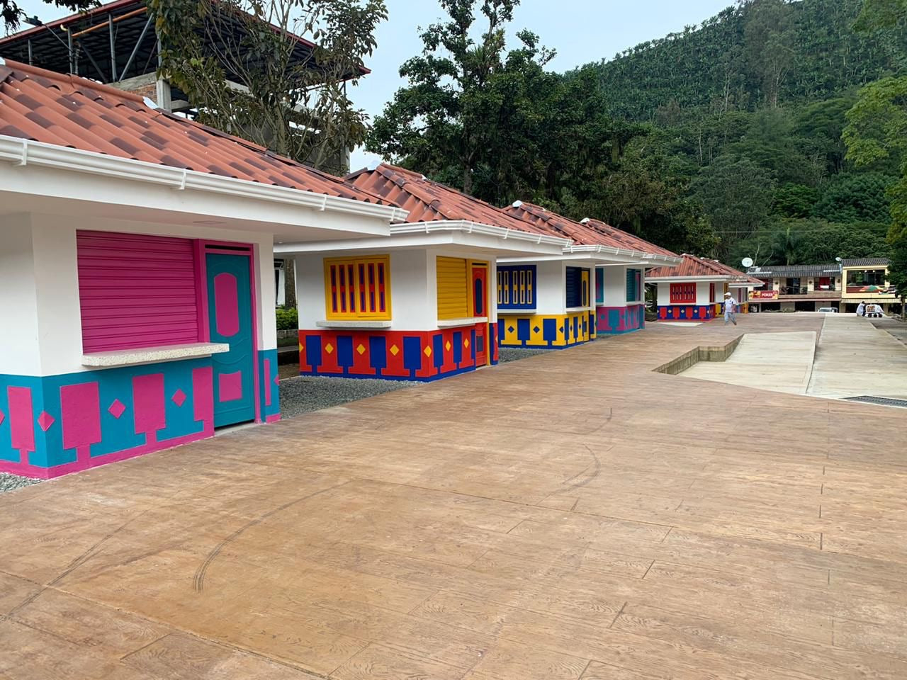 Diseño y Construcción Parque Principal Municipio de La Celia. La Celia, Risaralda